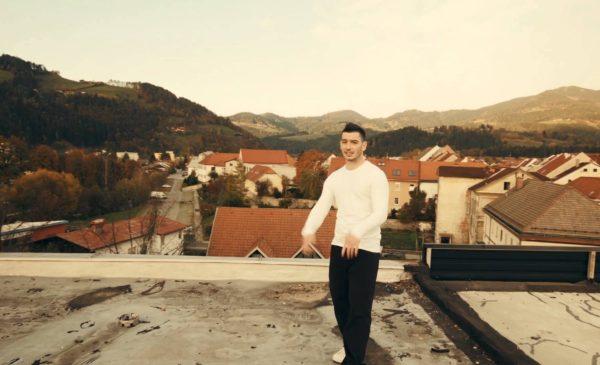 FOTO: Youtube