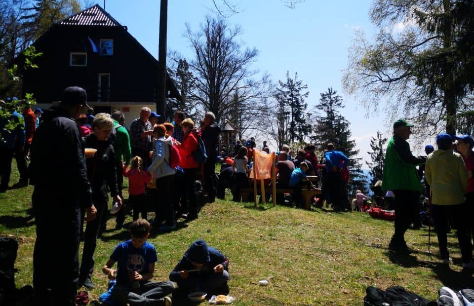 Prvomajsko srečanje na Kremžarjevem vrhu.