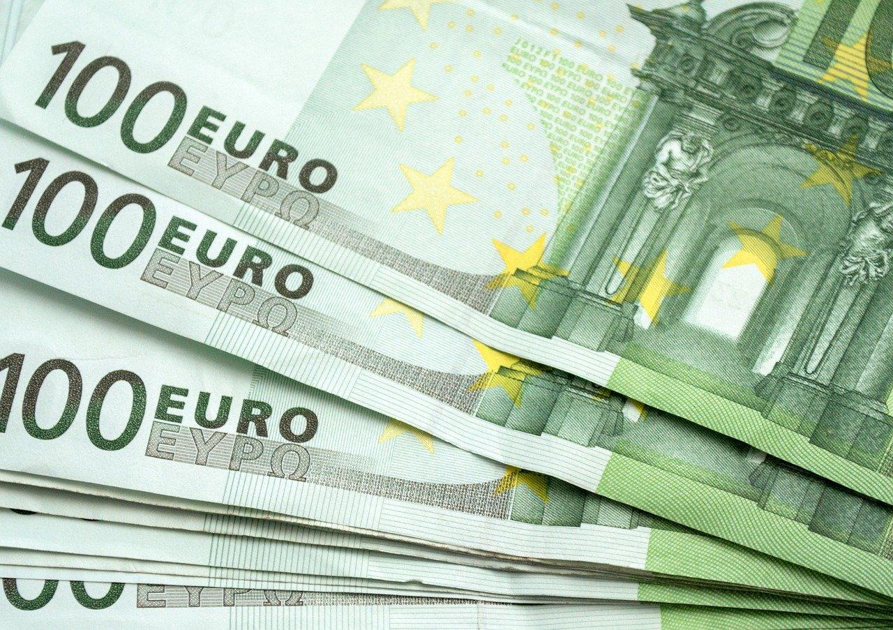 money-2665824_1280