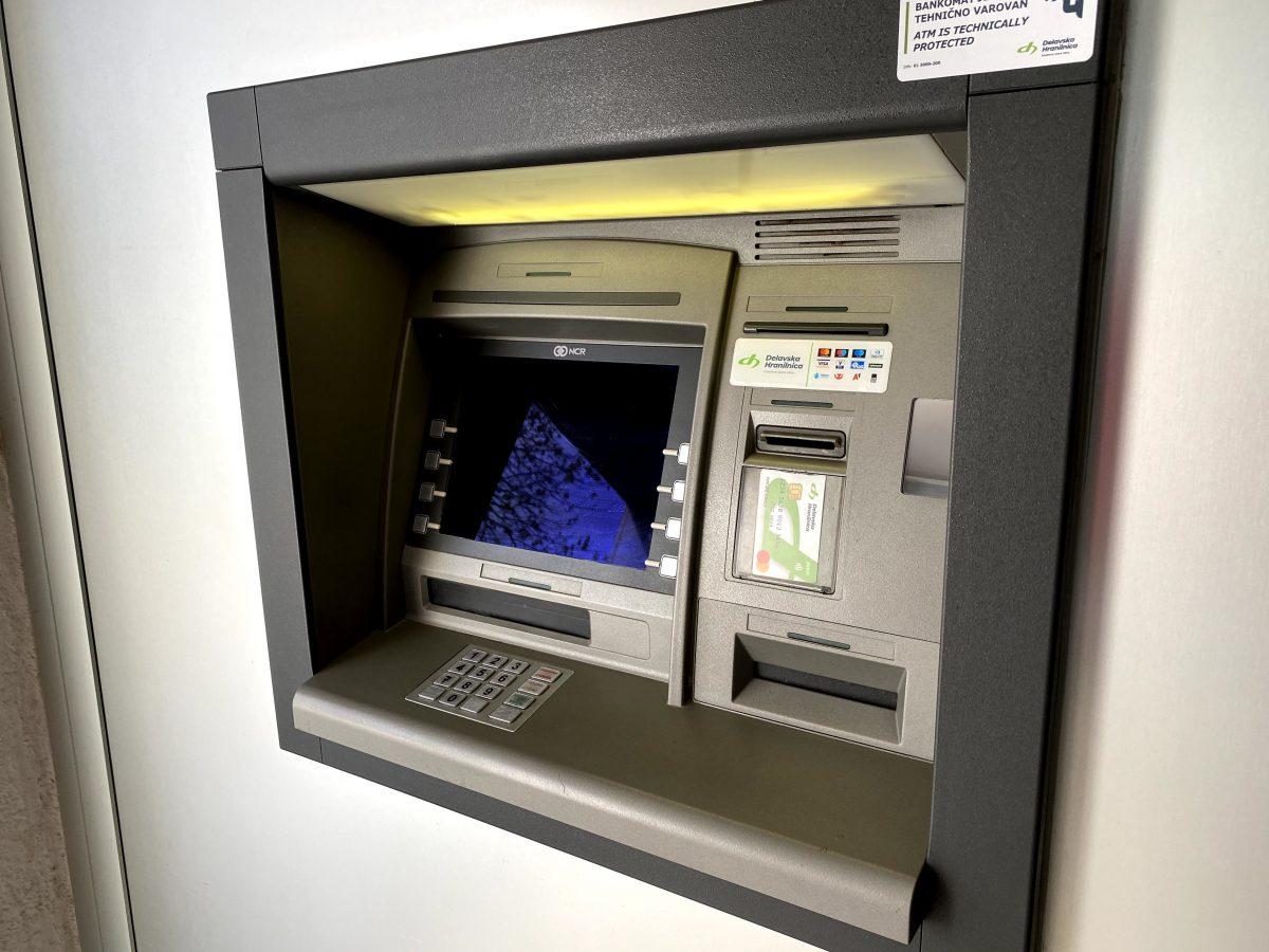 bankomat denar