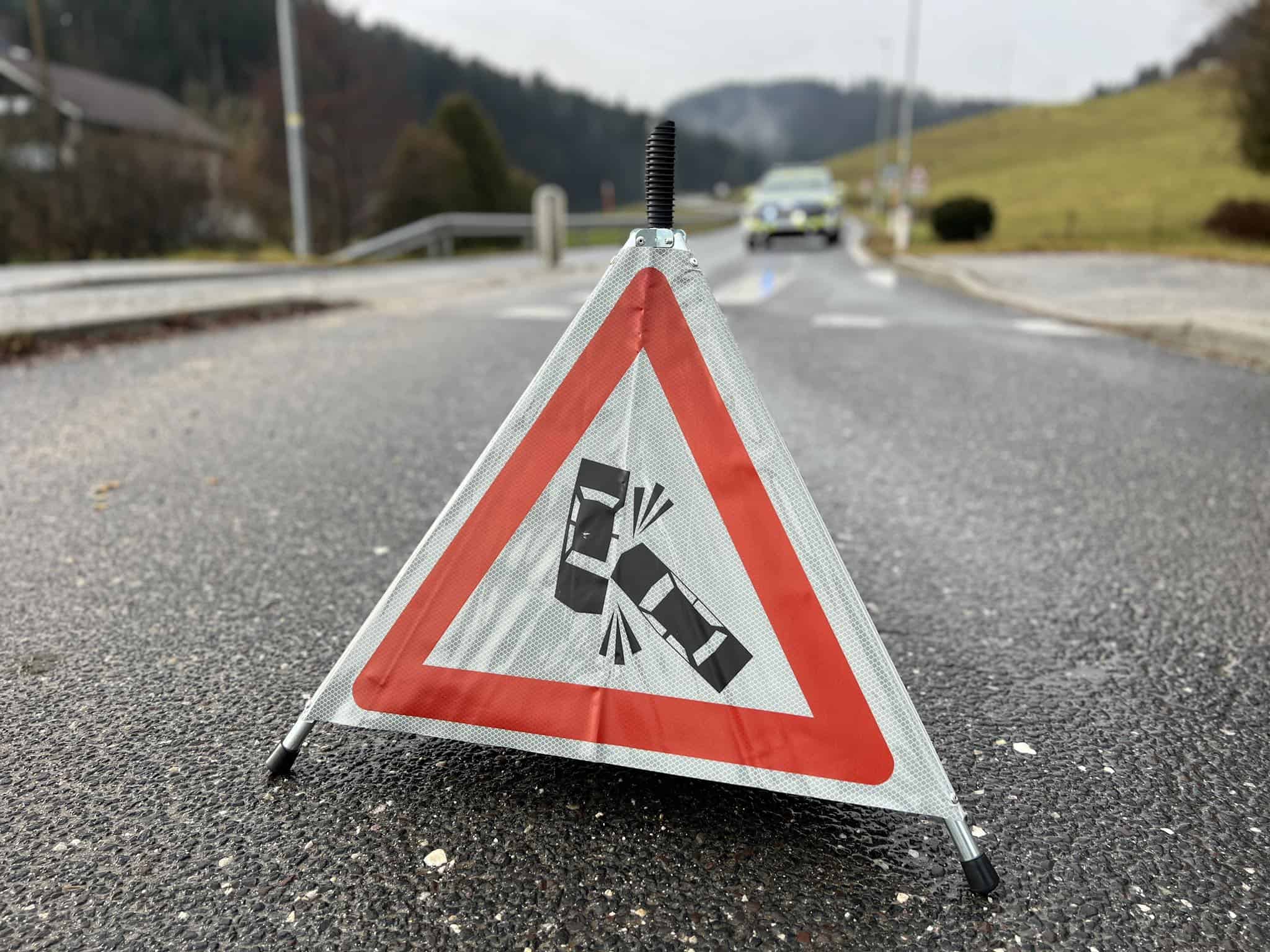 policija prometna nesreča avto, knmedia