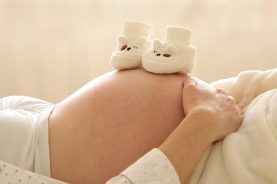 mama nosečnost otrok pixabay