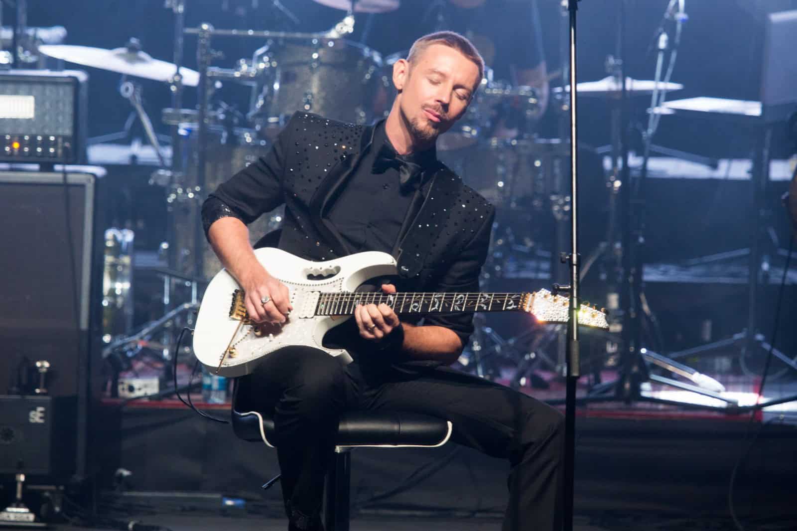 Dobrodelni koncert za otroke z redkimi boleznimi v organizaciji Sklada Viljem Julijan.
Glasbenik Gregor Bezensek - SoulGreg Artist.