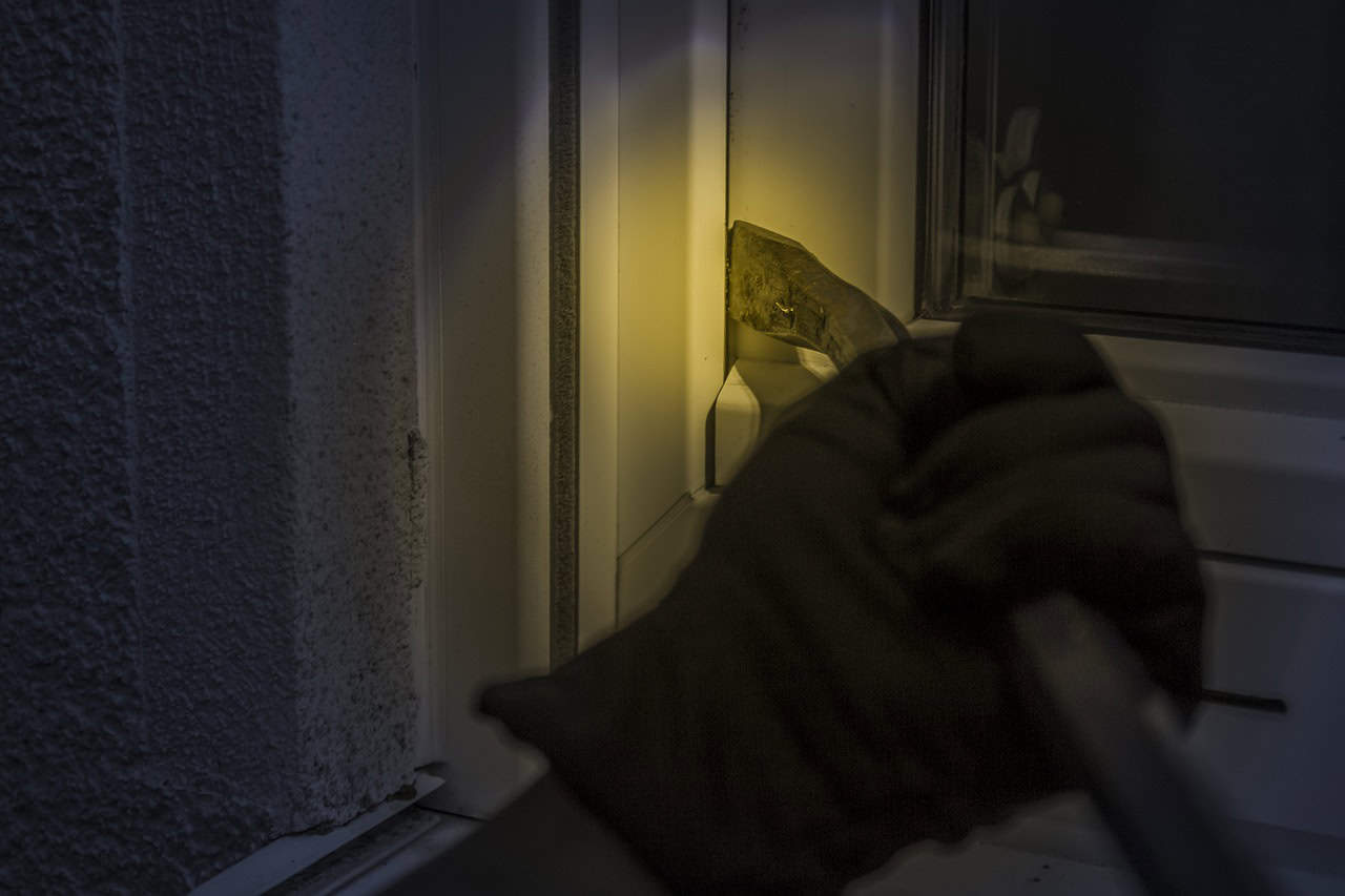 burglar, vlom