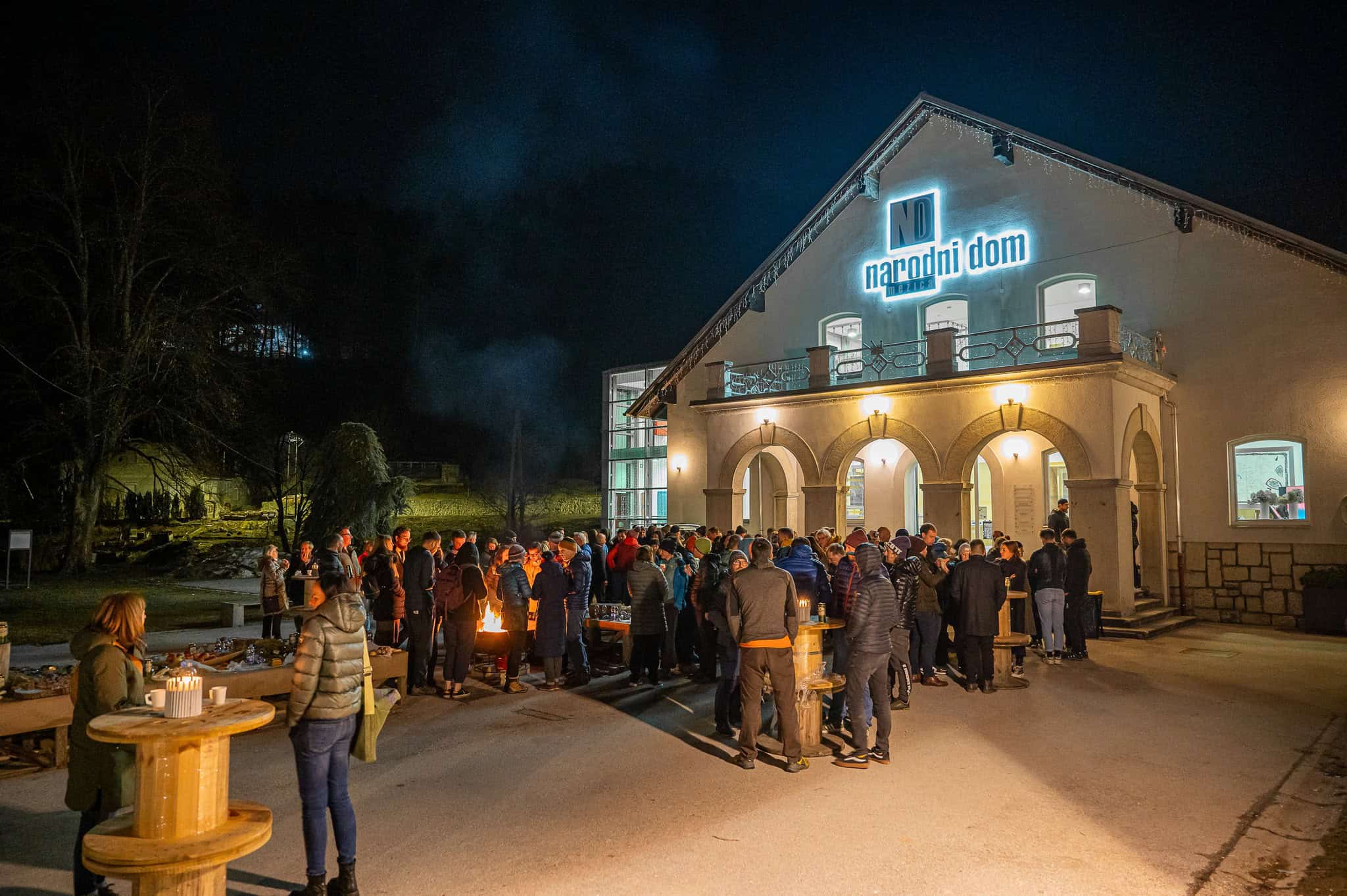 narodni dom mežica foto: Miran Žlebnik