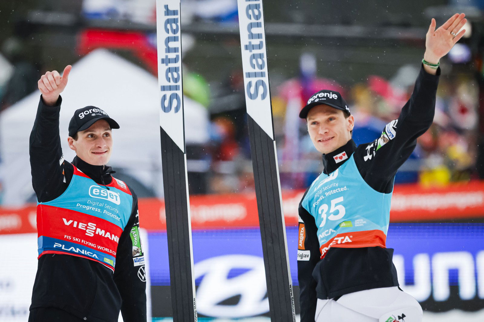 Prevc Lanišek Foto: Anže Malovrh/STA Finale svetovnega pokala v smucarskih skokih.
Posamicna tekma, moski.
Slovenska smucarska skakalca Domen Prevc in Anze Lanisek.