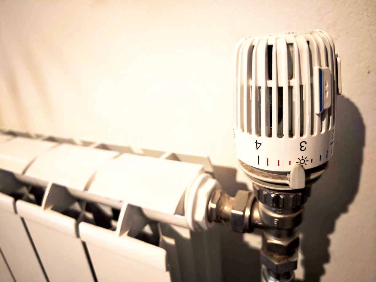 števec ogrevanje toplota radiator knmedia