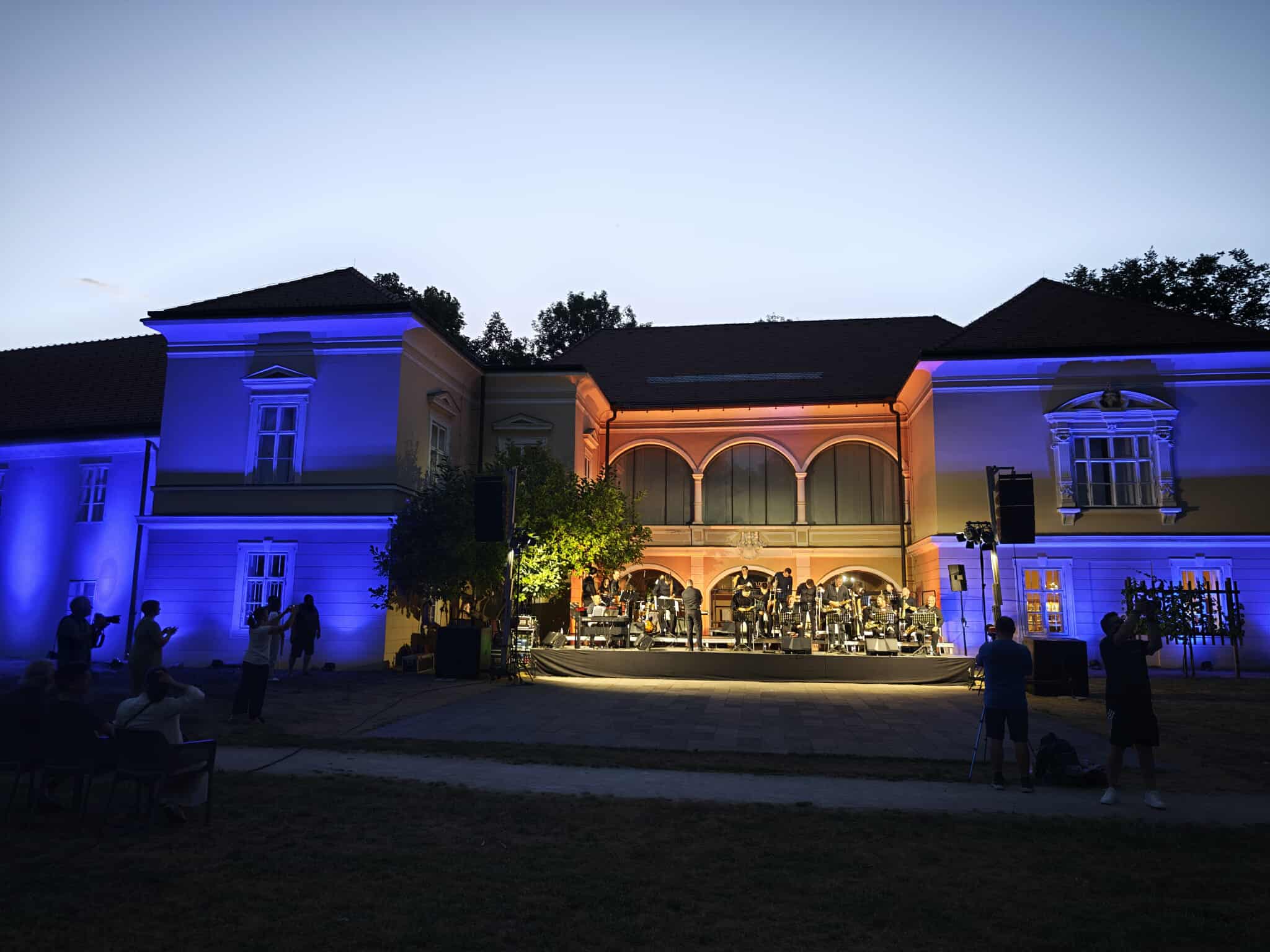 koncert ravne naslovna