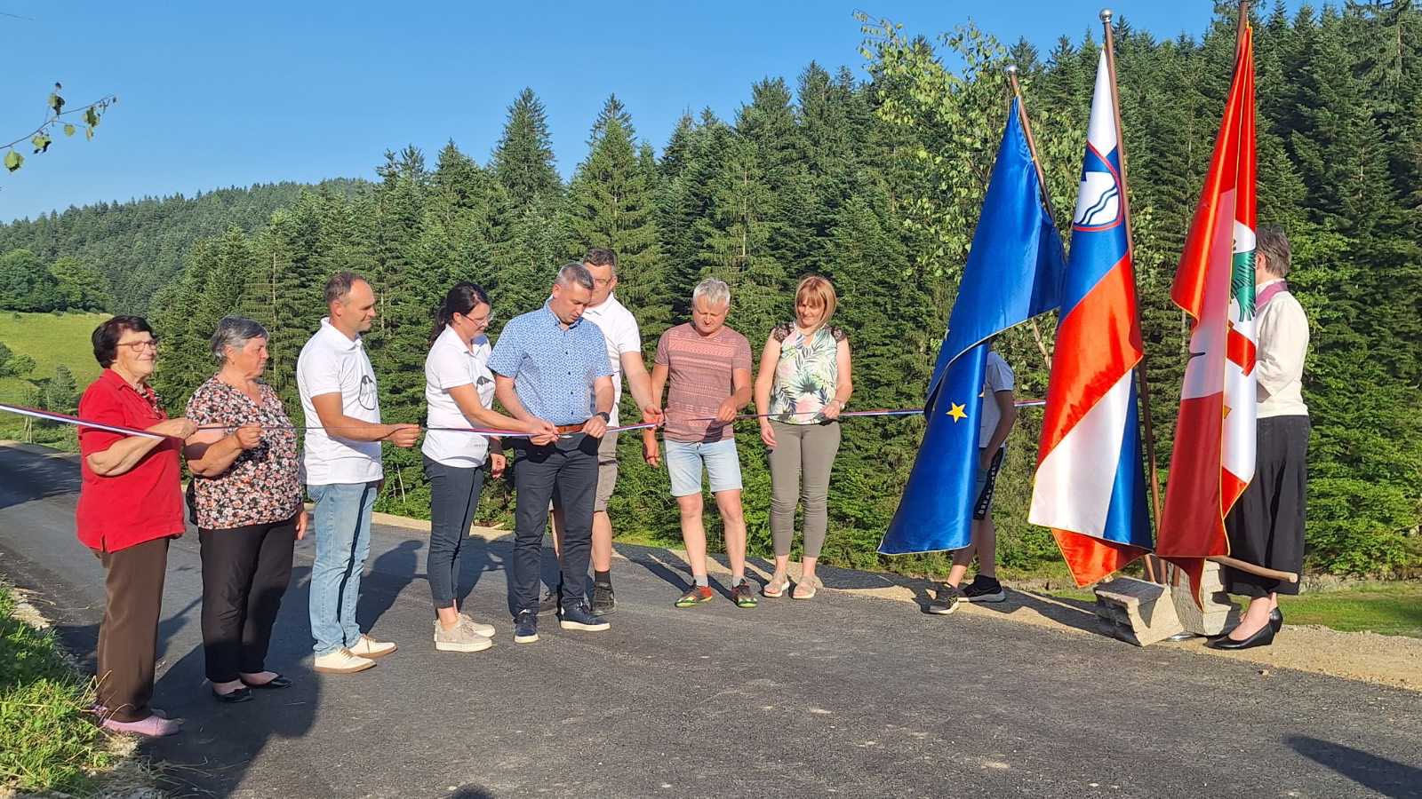 podvelka otvoritev ceste