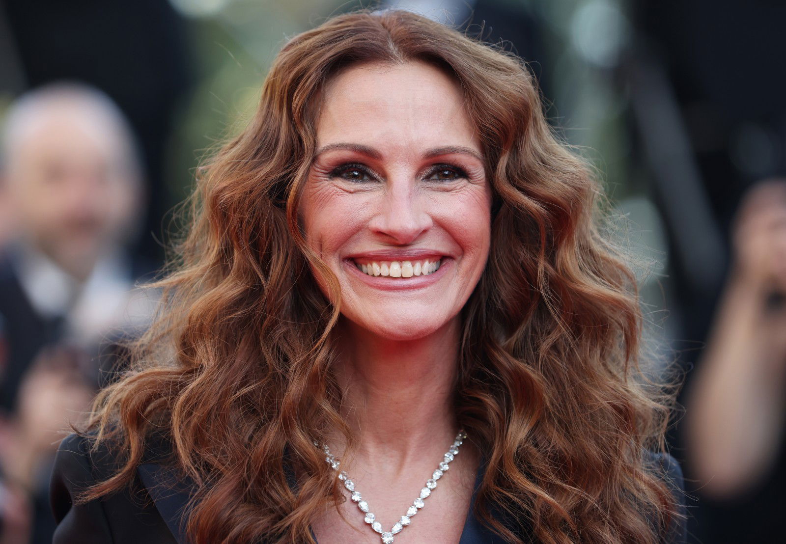 Igralka Julia Roberts ob prihodu na ogled filma Armageddon Time na filmskem festivalu v Cannesu.