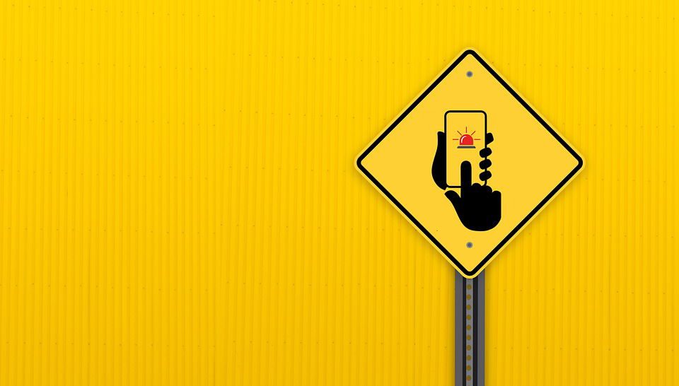 si-alarm telefon sporočilo alarm signal naravne nesreče pixabay