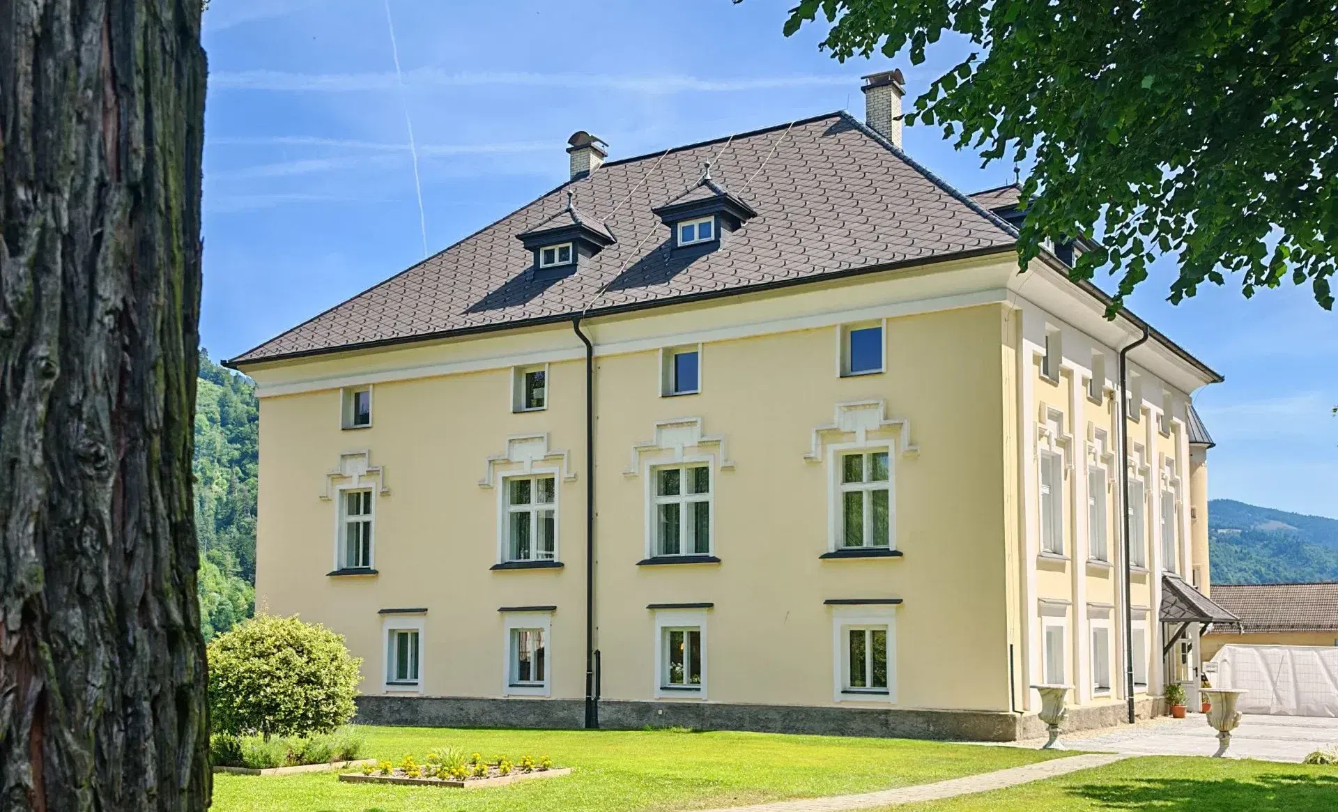 dvorec bukovje dravograd knmedia