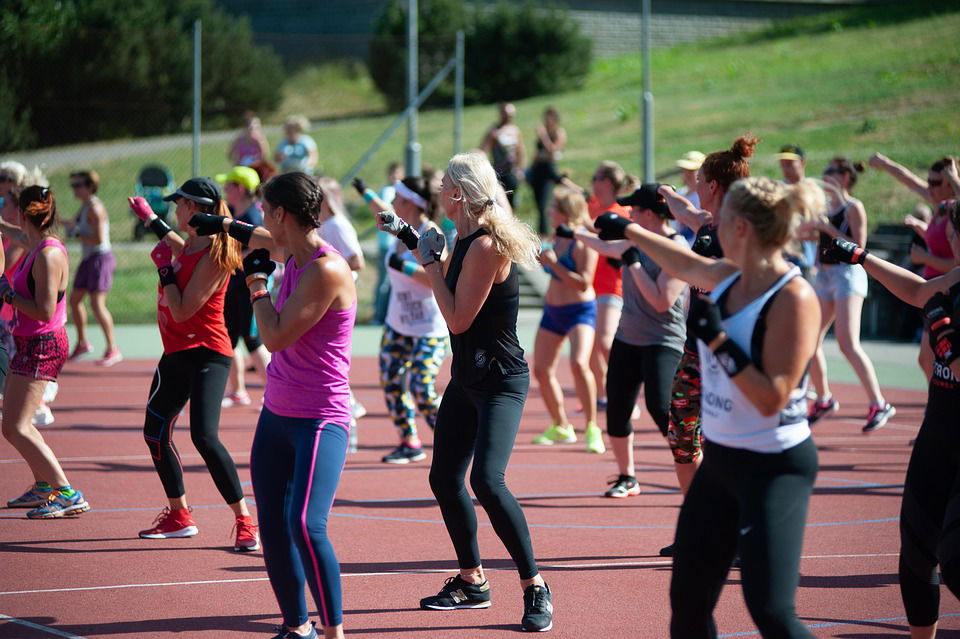 trening vadba skupinska vadba šport skupina pixabay