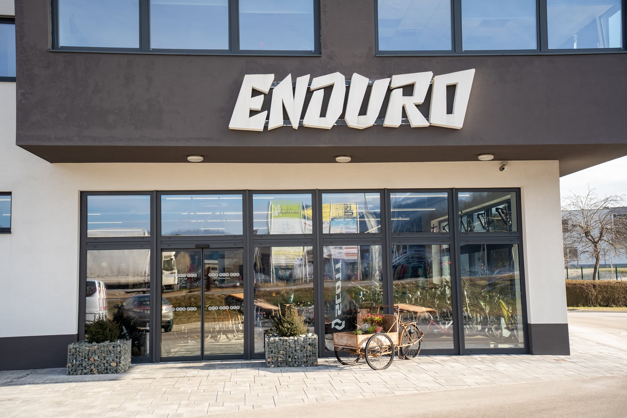enduro APRO Pixels