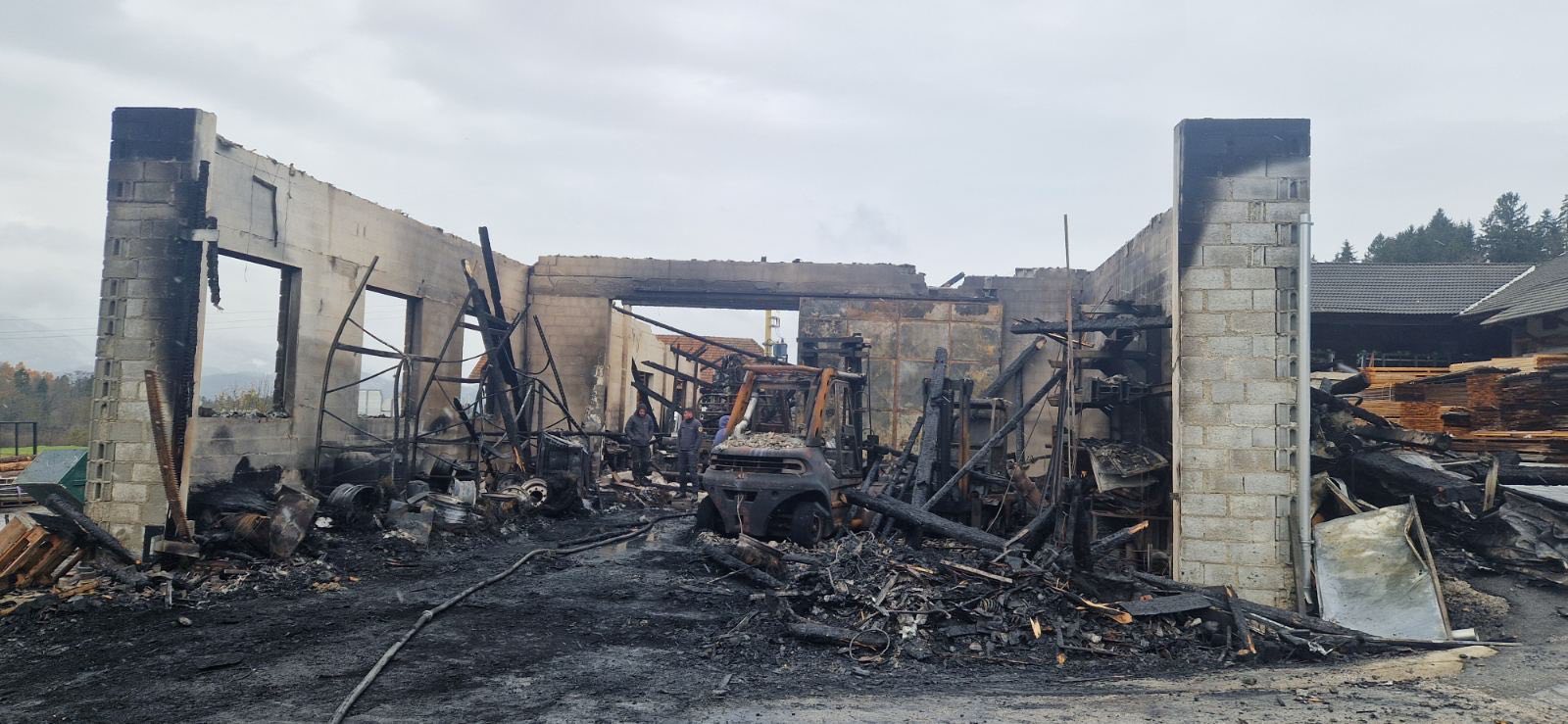 587177713_1262638325901370_8278552403194794693_n 587177713_1262638325901370_8278552403194794693_n