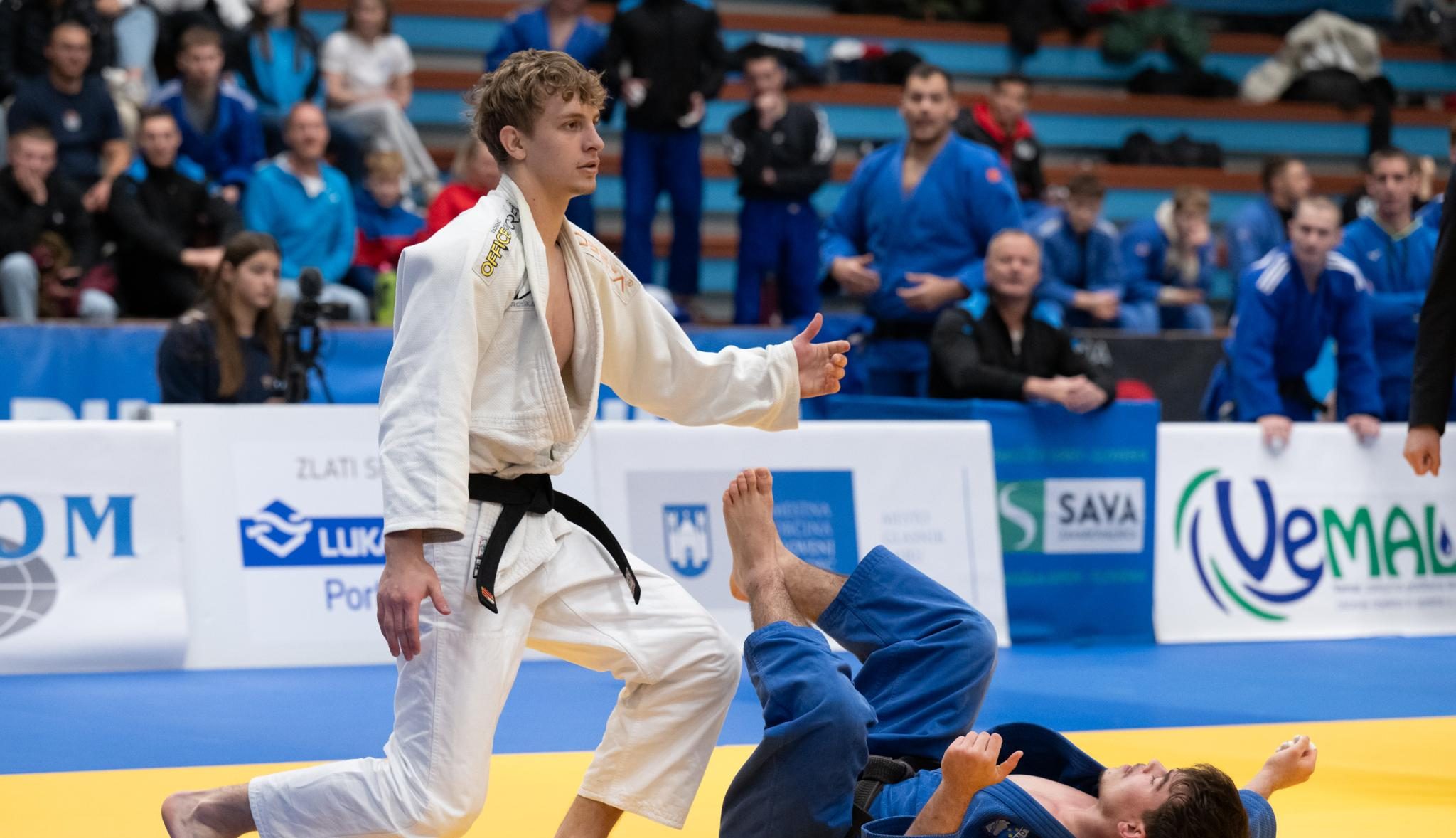 maj kavnik foto: JZS