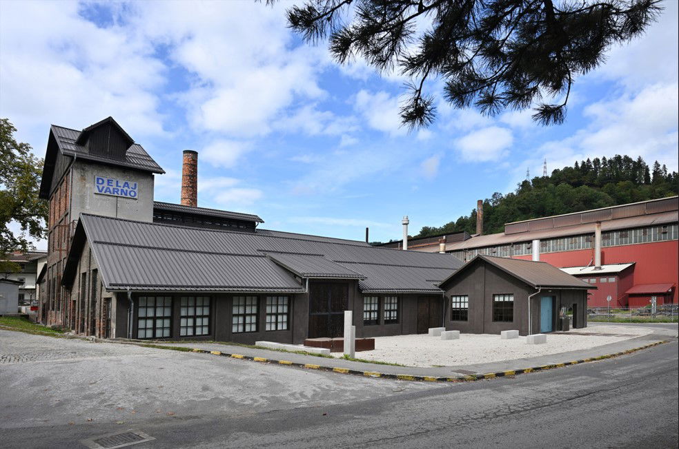 Posnetek zaslona 2025-11-11 135357