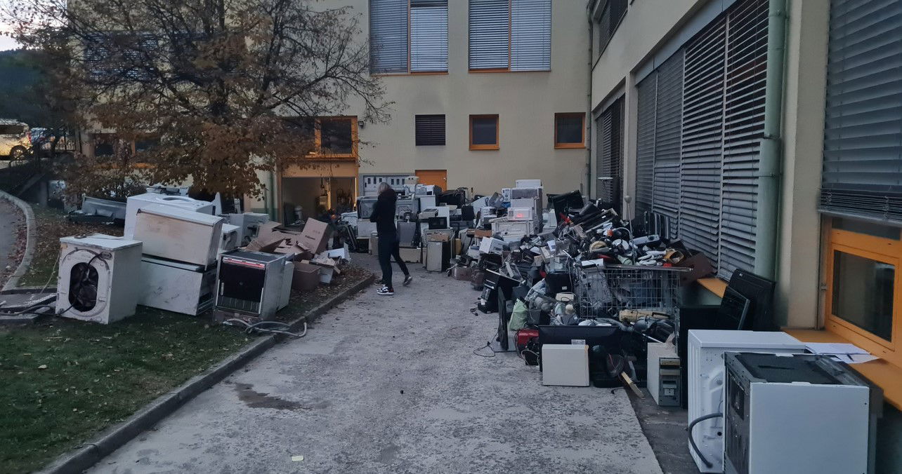 Posnetek zaslona 2025-11-17 130909 Posnetek zaslona 2025-11-17 130909