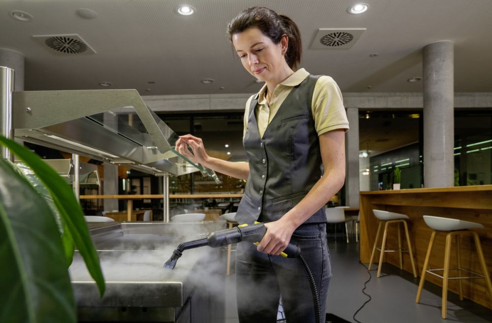 profesionalni-parni-cistilniki-Karcher