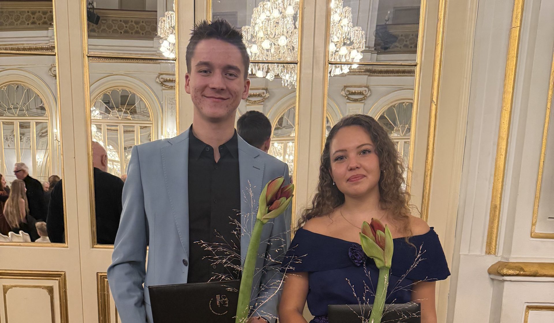 IMG_4576(1) IMG_4576(1)