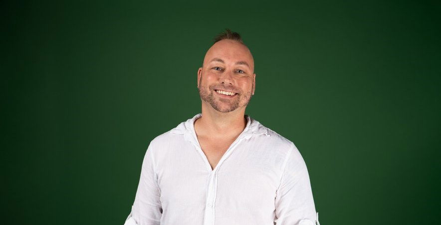 62ceb994fd8354ad4d9b_63521812