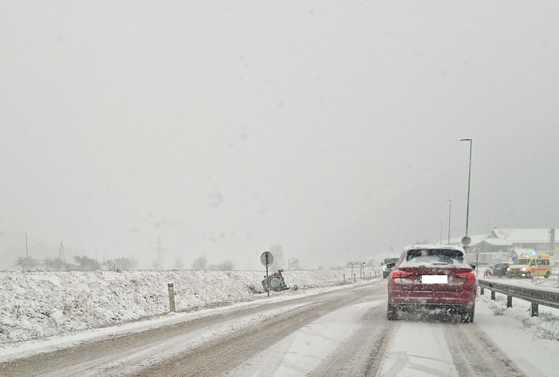 Sara Svetec, FB Policijske kontrole na Koroškem